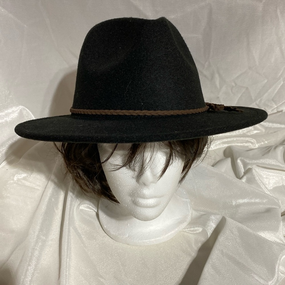 NWT Black Felt Hat Unisex w Brown Accent by Berkshire Fashions